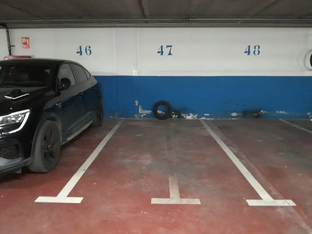 Aparcament de Garatge en venda en Montcada i Reixac