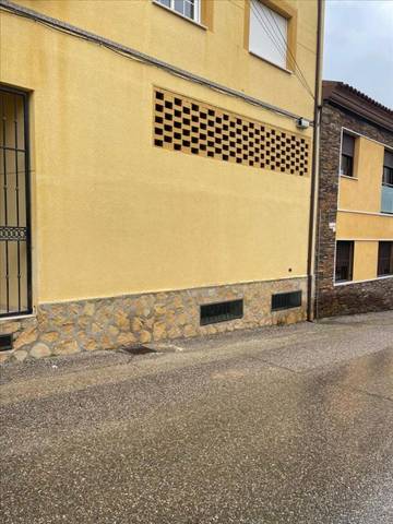 Local comercial en Venta en San Román de los Montes