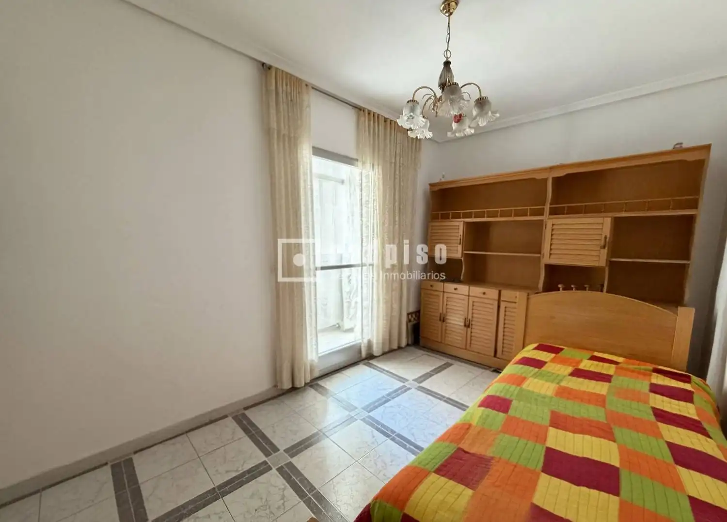 Schlafzimmer von Wohnung zum Verkauf in Alcalá de Henares mit Heizung, Terrasse und Möbliert