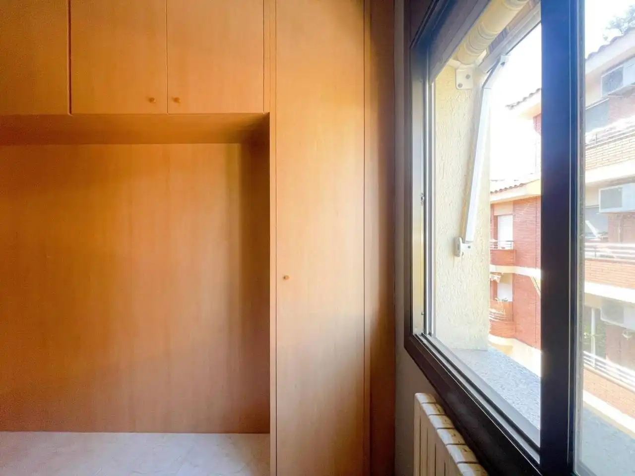 Schlafzimmer von Wohnung zum Verkauf in Cerdanyola del Vallès mit Heizung und Balkon