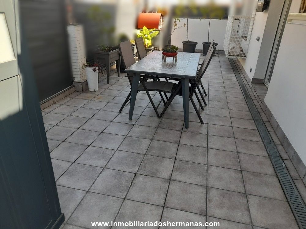 Terraza de Ático en venta en El Prat de Llobregat con Aire acondicionado, Parquet y Terraza