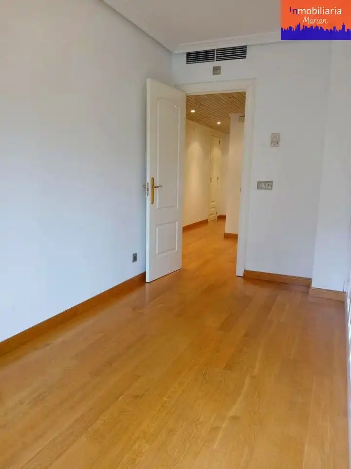 Flat for sale in Aranda de Duero  with Terrace and Storage room