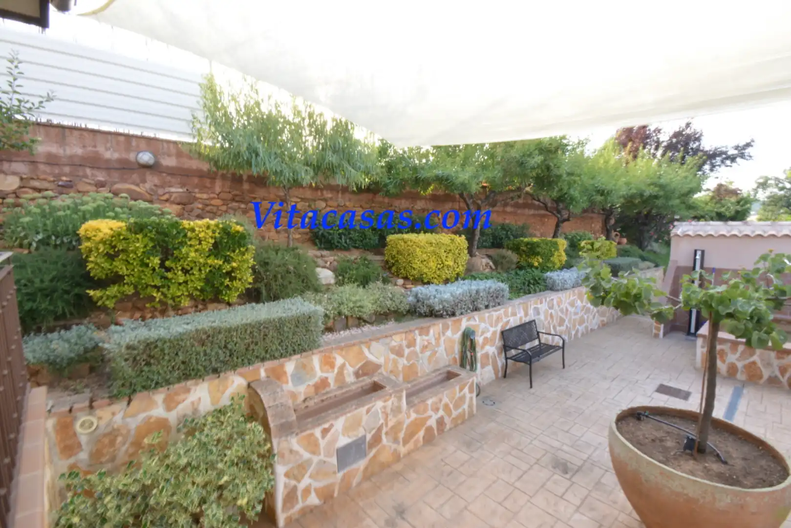 Jardí de Casa o xalet en venda en Robledillo de Mohernando amb Aire condicionat, Calefacció i Jardí privat