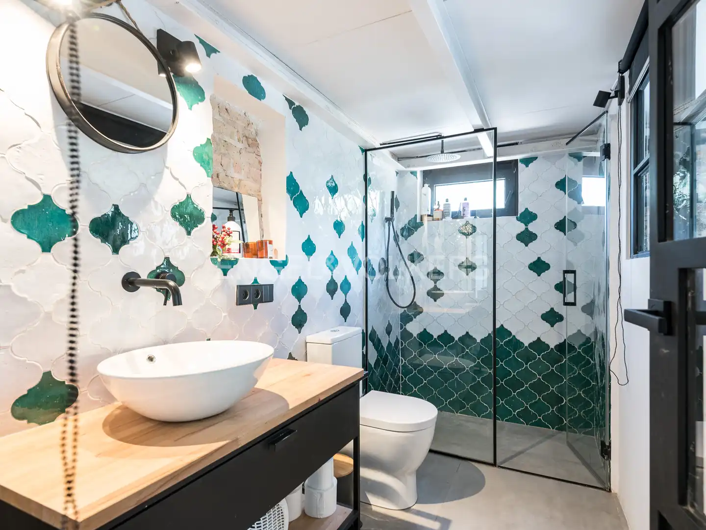 Bathroom of Apartments for sale in Barcelona  with Air Conditioner, Heating and Furnished