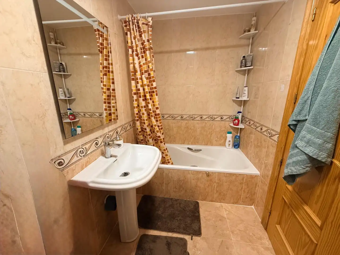 Baño de Piso en venta en Roquetas de Mar con Amueblado