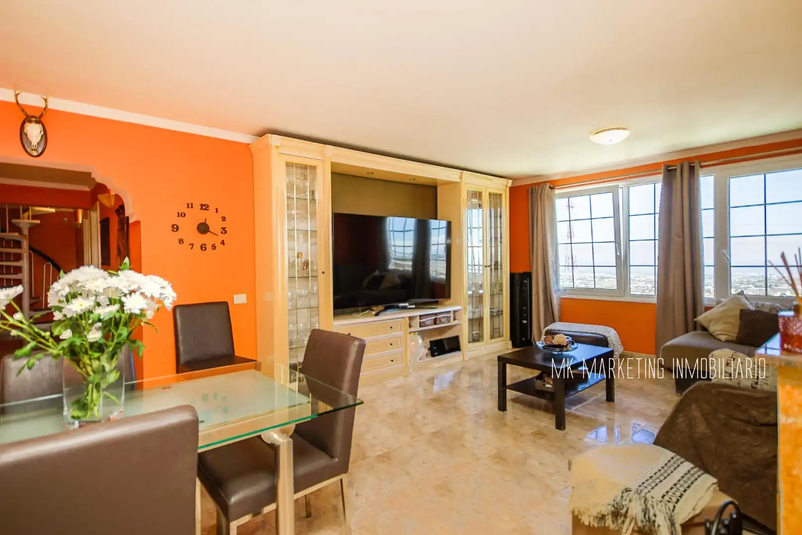 Sala d'estar de Casa o xalet en venda en Telde amb Jardí privat, Terrassa i Traster