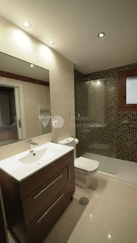 Baño de Casa o chalet en venta en Villanueva del Pardillo con Aire acondicionado, Calefacción y Jardín privado