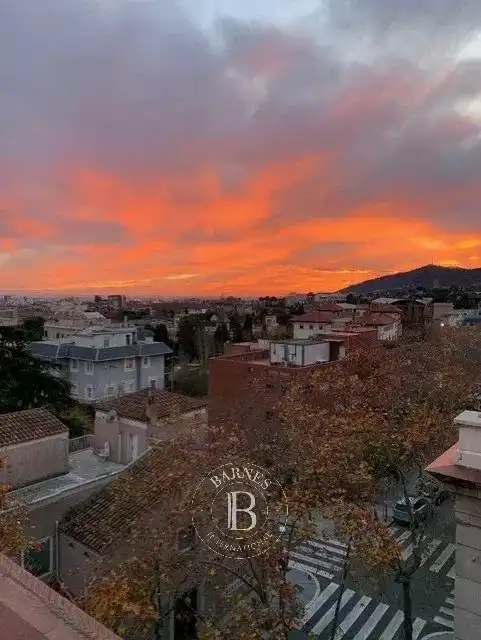 Außenansicht von Wohnung zur Miete in Barcelona mit Klimaanlage, Heizung und Terrasse