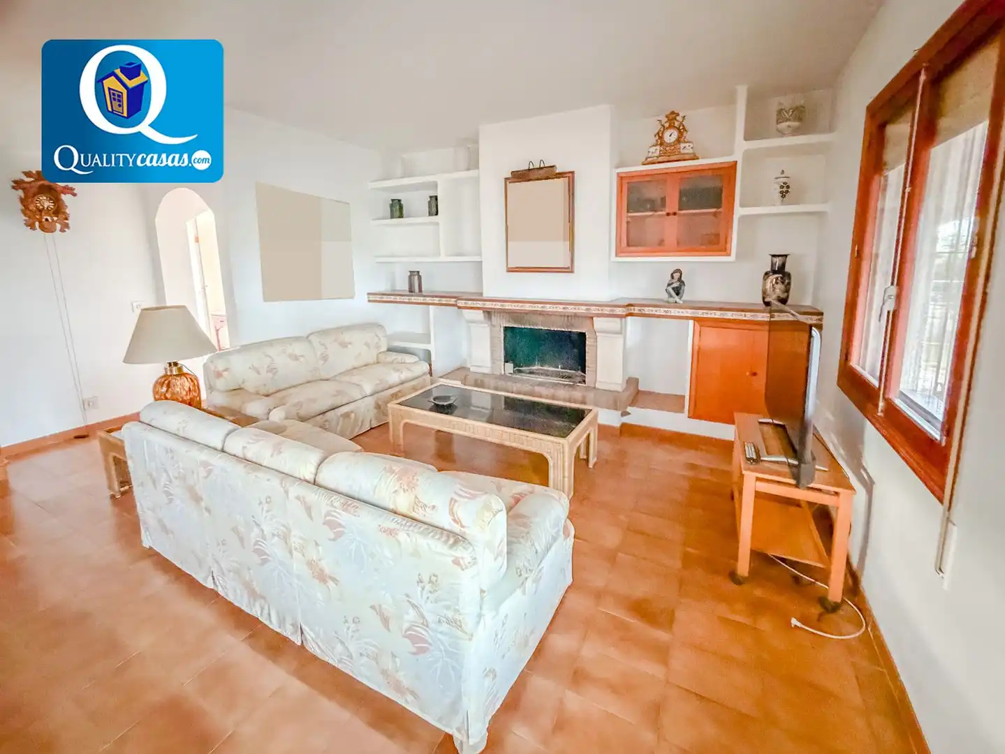 Sala d'estar de Casa o xalet en venda en Partidas de Alicante