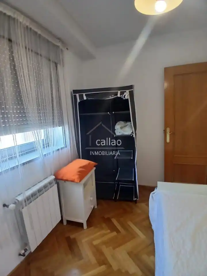 Wohnung zur Miete in Esteiro