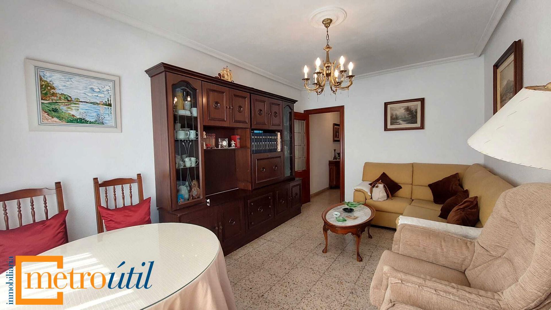 Living room of Flat for sale in Salamanca Capital  with Heating, Furnished and Balcony