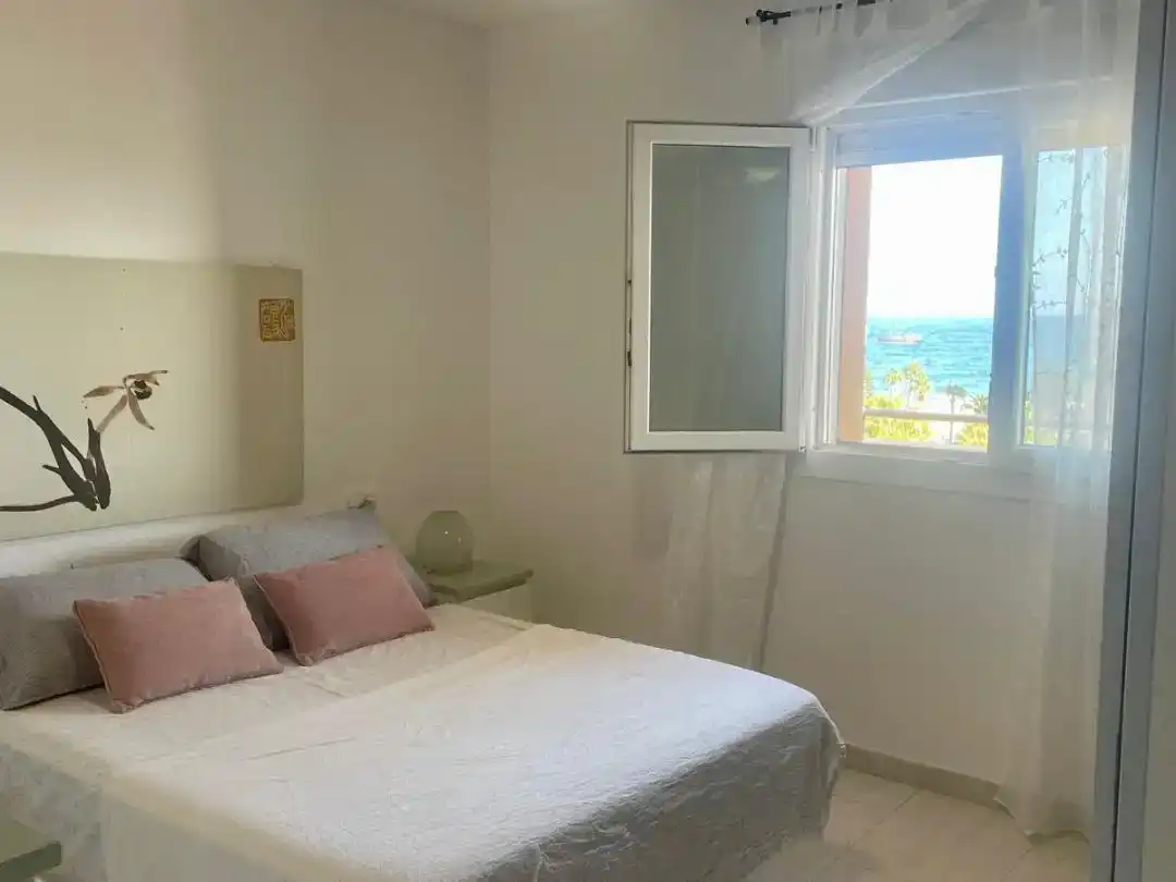 Schlafzimmer von Wohnung zur Miete in Roquetas de Mar mit Möbliert