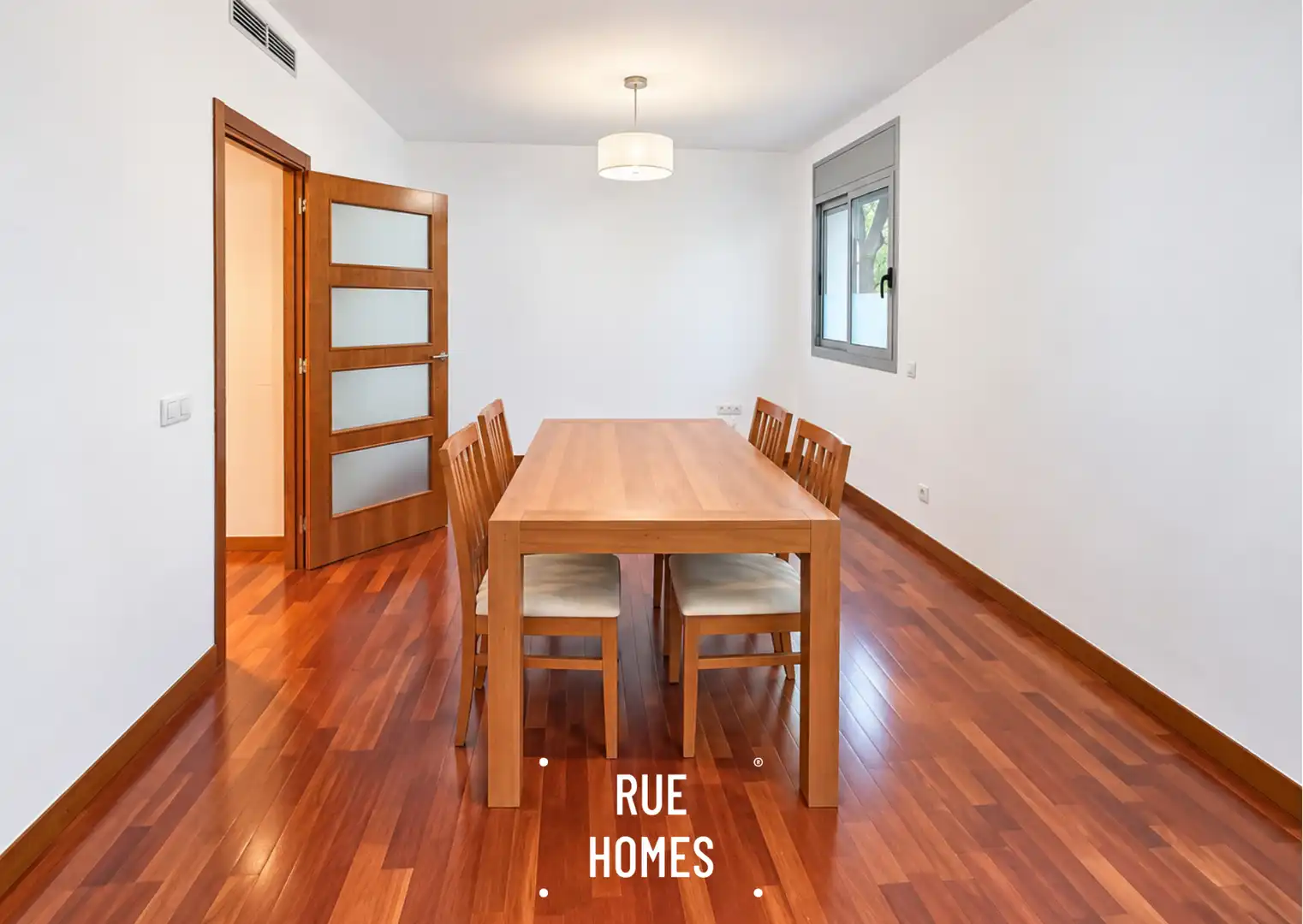 Piso con ascensor en venta en Carrer de Folch i Torres, imagen 3