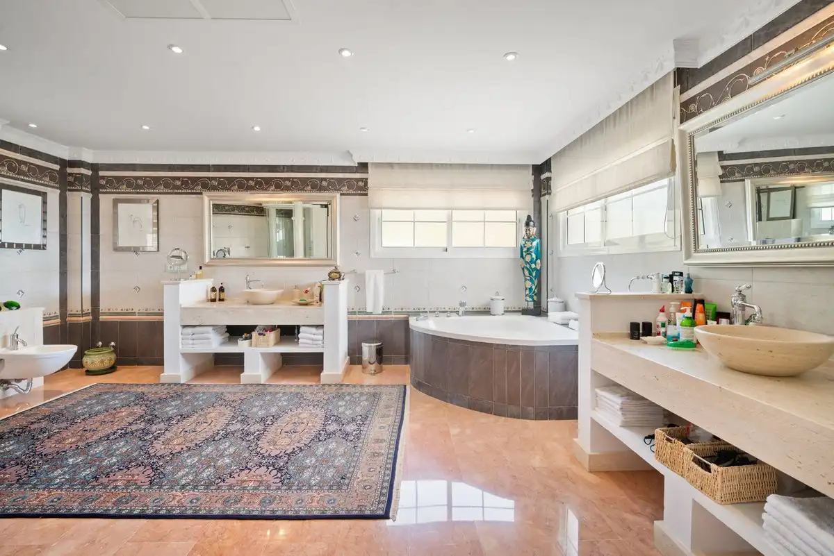 Chalet con piscina en venta en Benahavís pueblo, imagen 29
