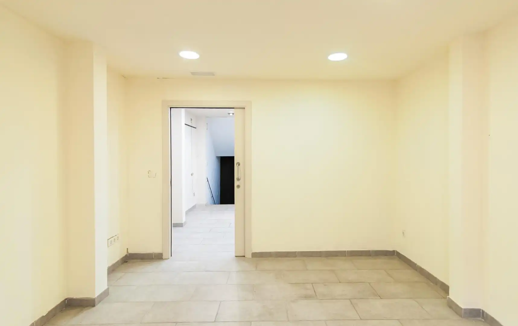 Local comercial de lloguer a Calle Santa Maria, imagen 20