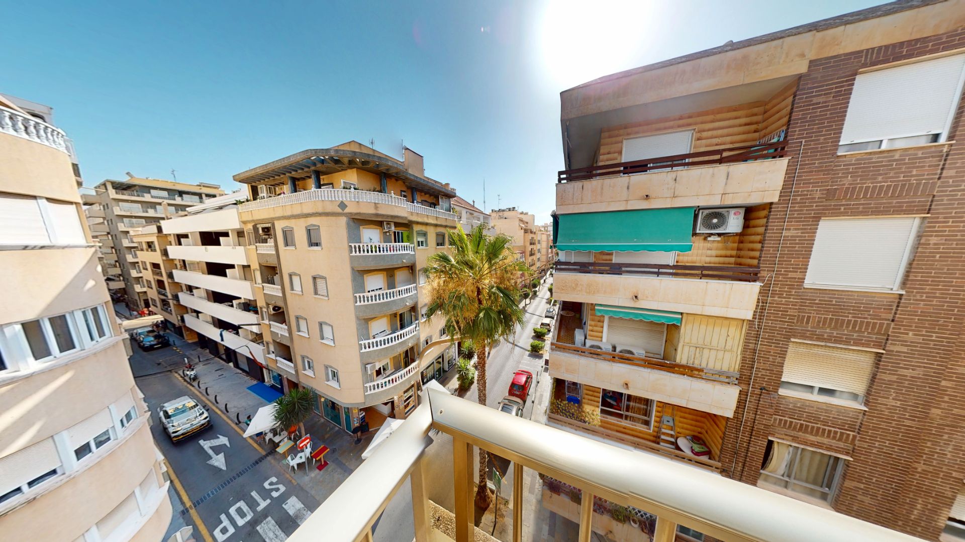 Vista exterior de Pis en venda en Torrevieja amb Aire condicionat, Terrassa i Moblat