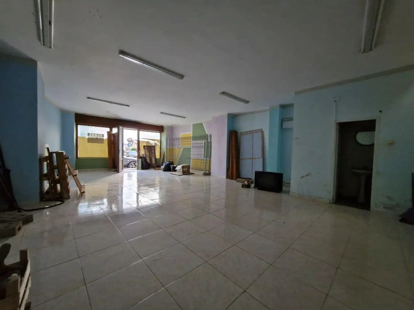 Local comercial en venda a Los Corrales de Buelna - Calle CL ADOLFO SUAREZ 1 Es:E Pl:00 Pt:02 39400 CORRALES, imagen 5