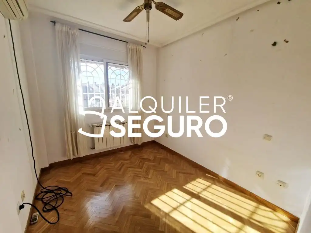 Schlafzimmer von Haus oder Chalet zur Miete in Fuenlabrada mit Heizung, Terrasse und Abstellraum