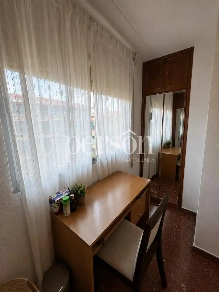 Habitación de Piso en venta en Massanassa con Amueblado