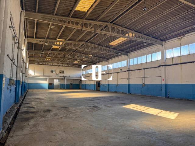 Nave industrial en Alquiler en Camiño Caramuxo en Navia