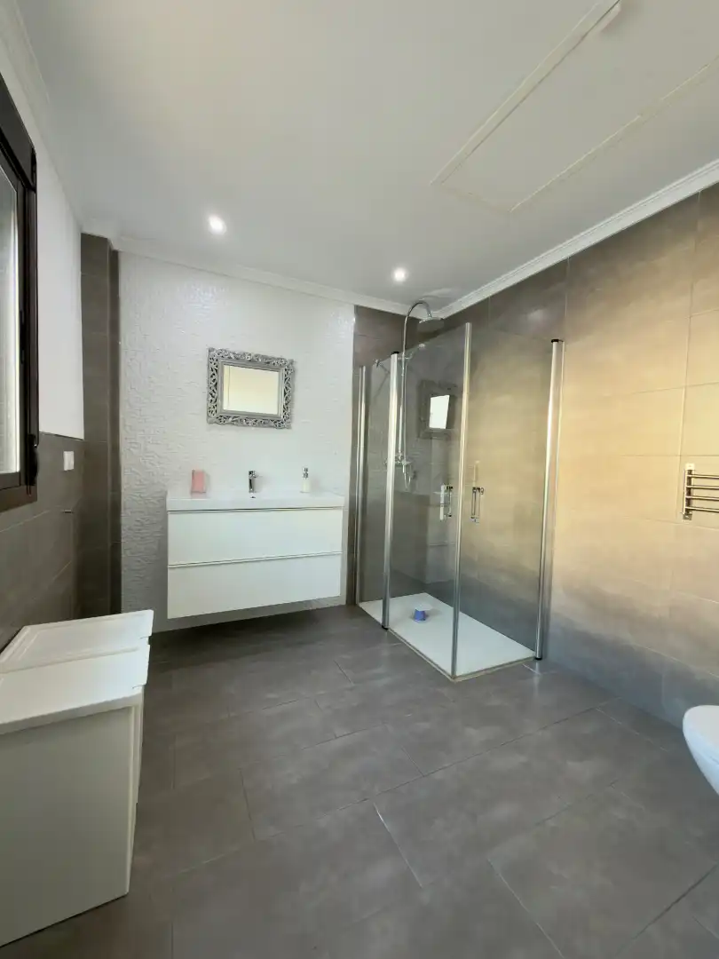Baño de Finca rústica en venta en Arcos de la Frontera con Aire acondicionado, Calefacción y Jardín privado