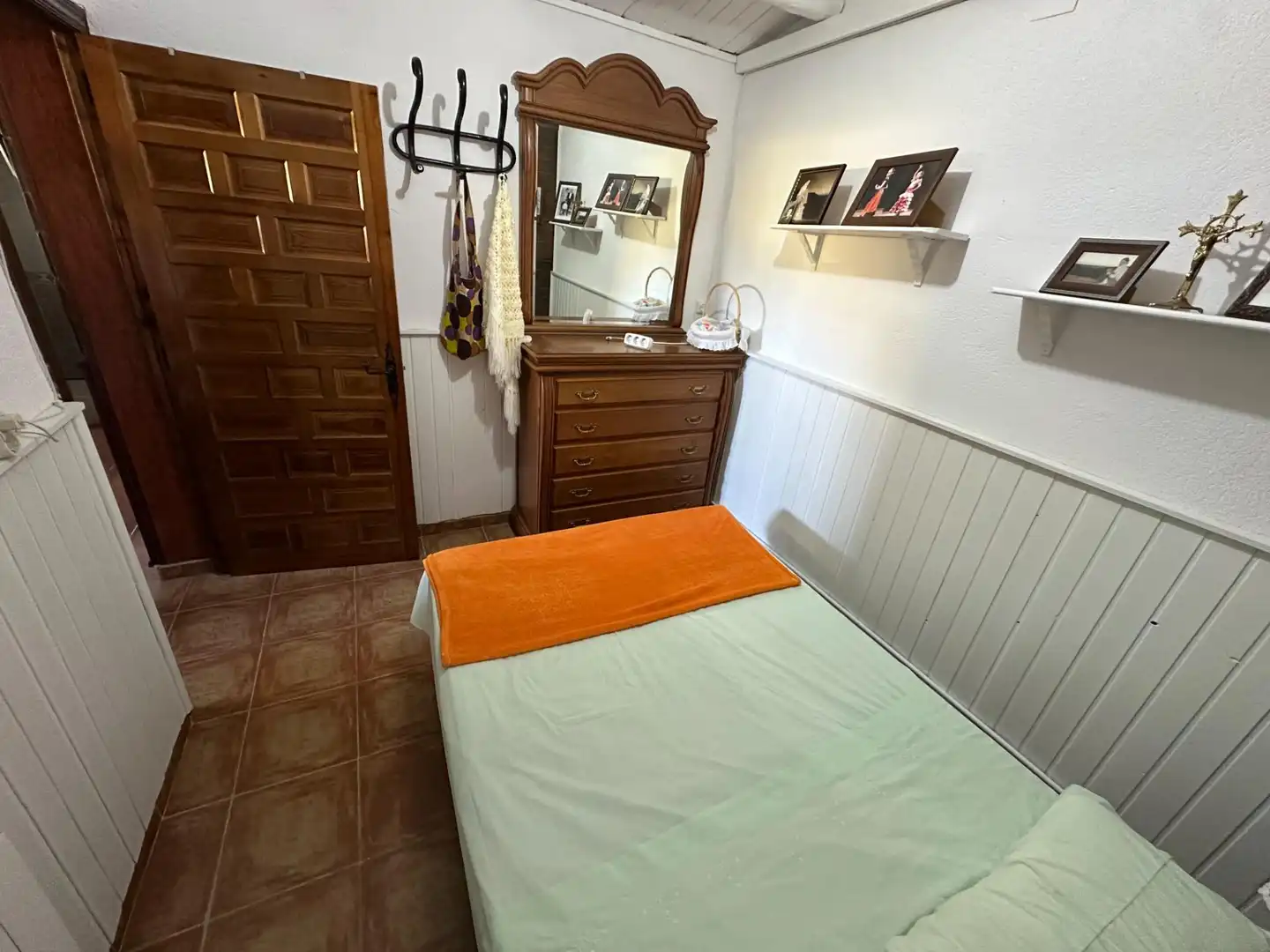 Bedroom of Houses for sale in Villar de Olalla  with Air Conditioner, Heating and Private garden