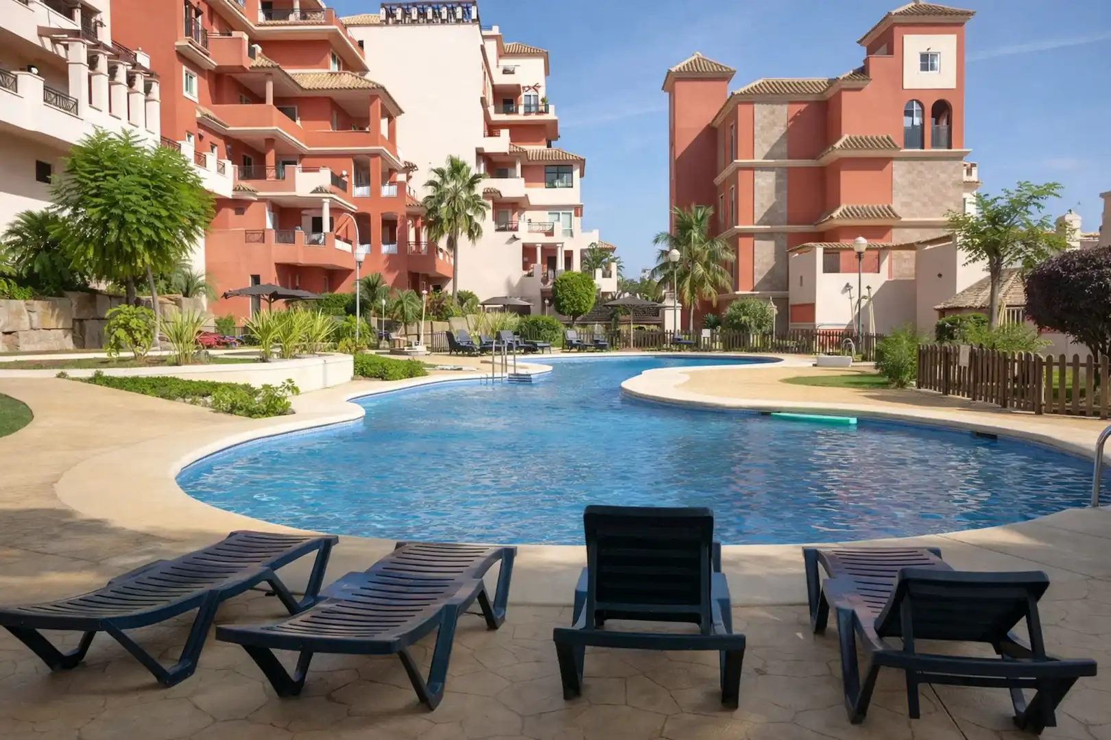 Habitatge amb piscina en venda a La Duquesa, imagen 14