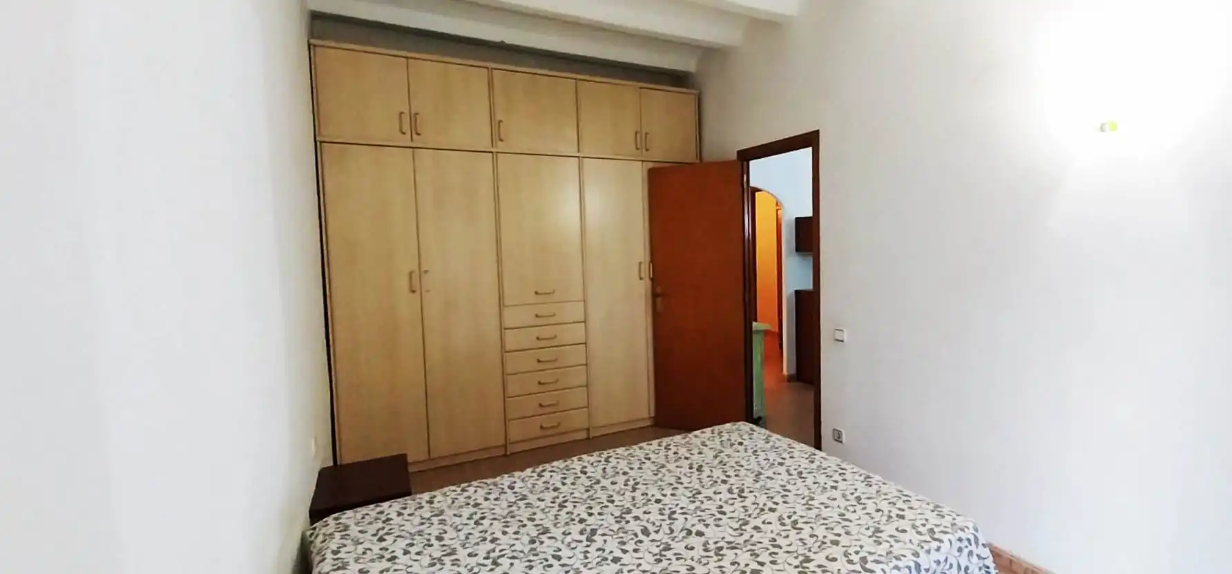 Habitación de Piso en venta en Barcelona con Amueblado, Lavadora y Microondas