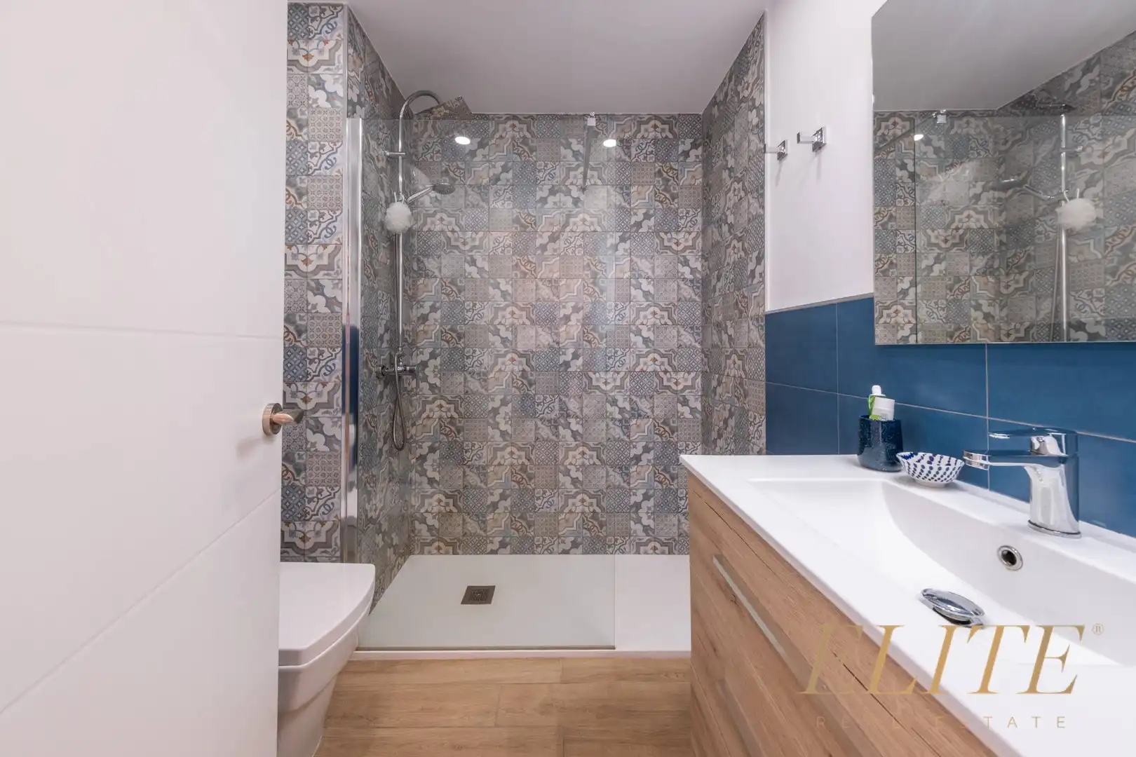 Bany de Apartament en venda en San Bartolomé de Tirajana amb Aire condicionat, Jardí privat i Moblat