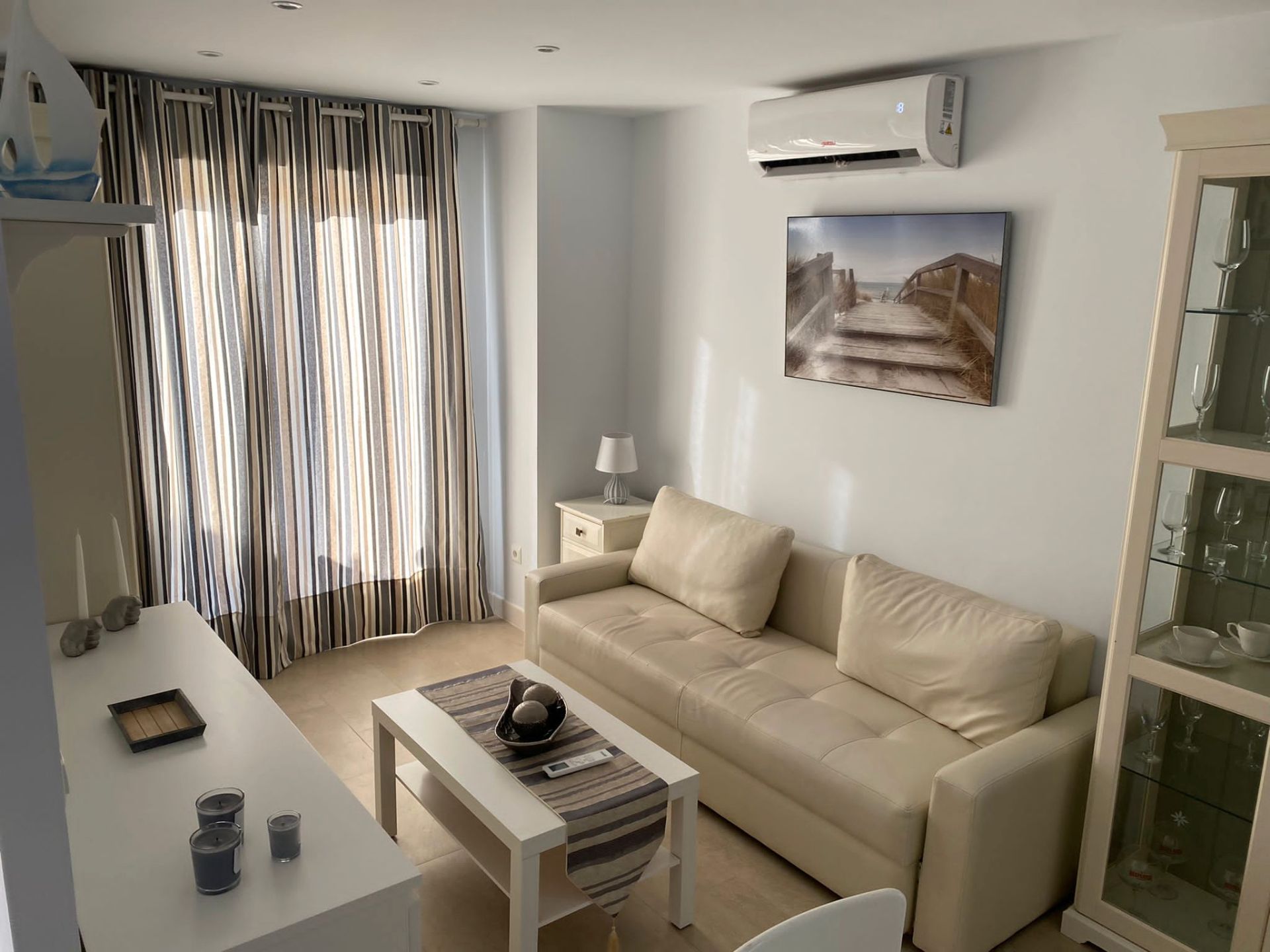Living room of Apartment for sale in Vélez-Málaga