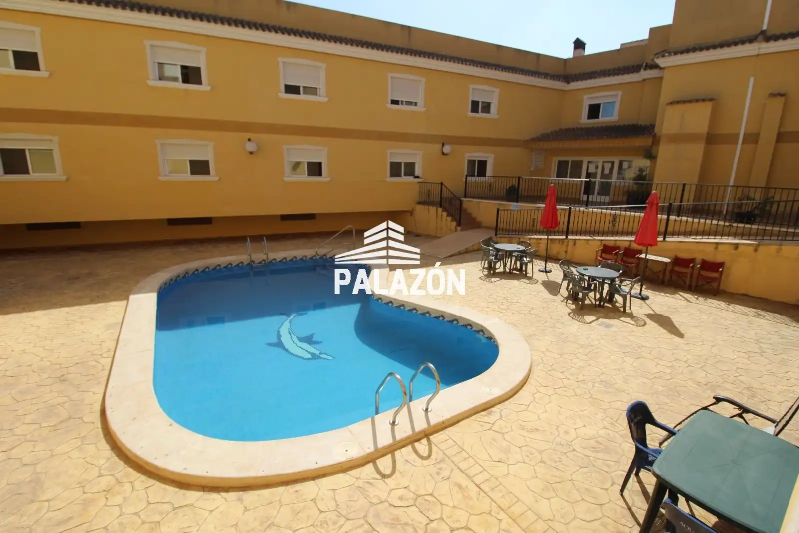 Piscina de Apartament de lloguer en Catral amb Aire condicionat, Terrassa i Piscina