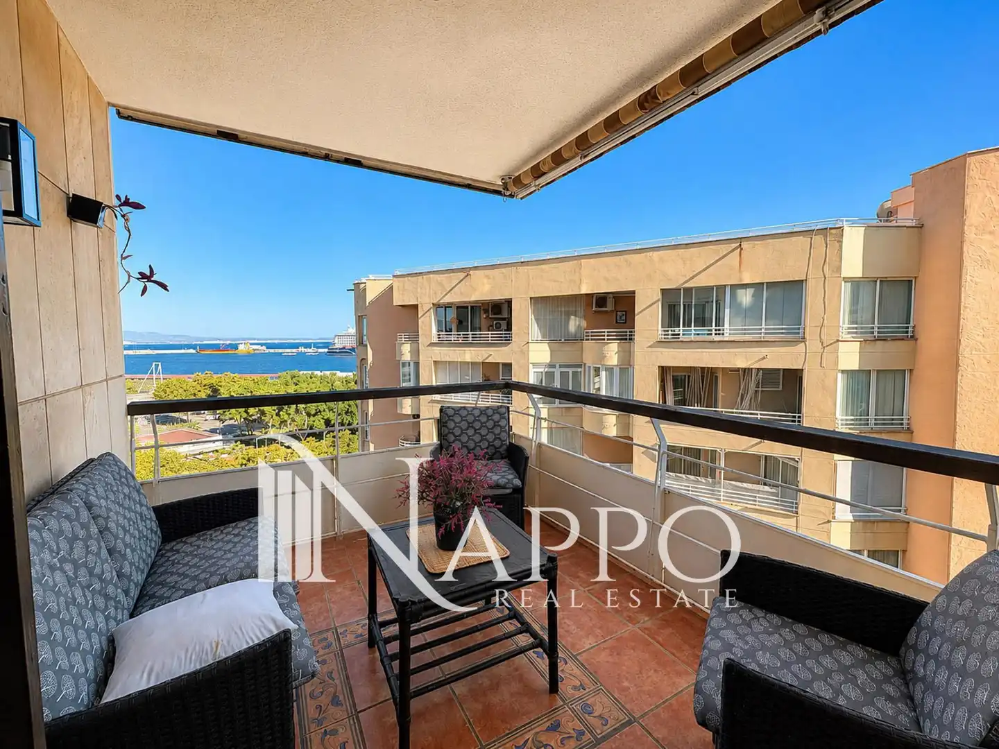 Terrace of Flat for rent in Ponent