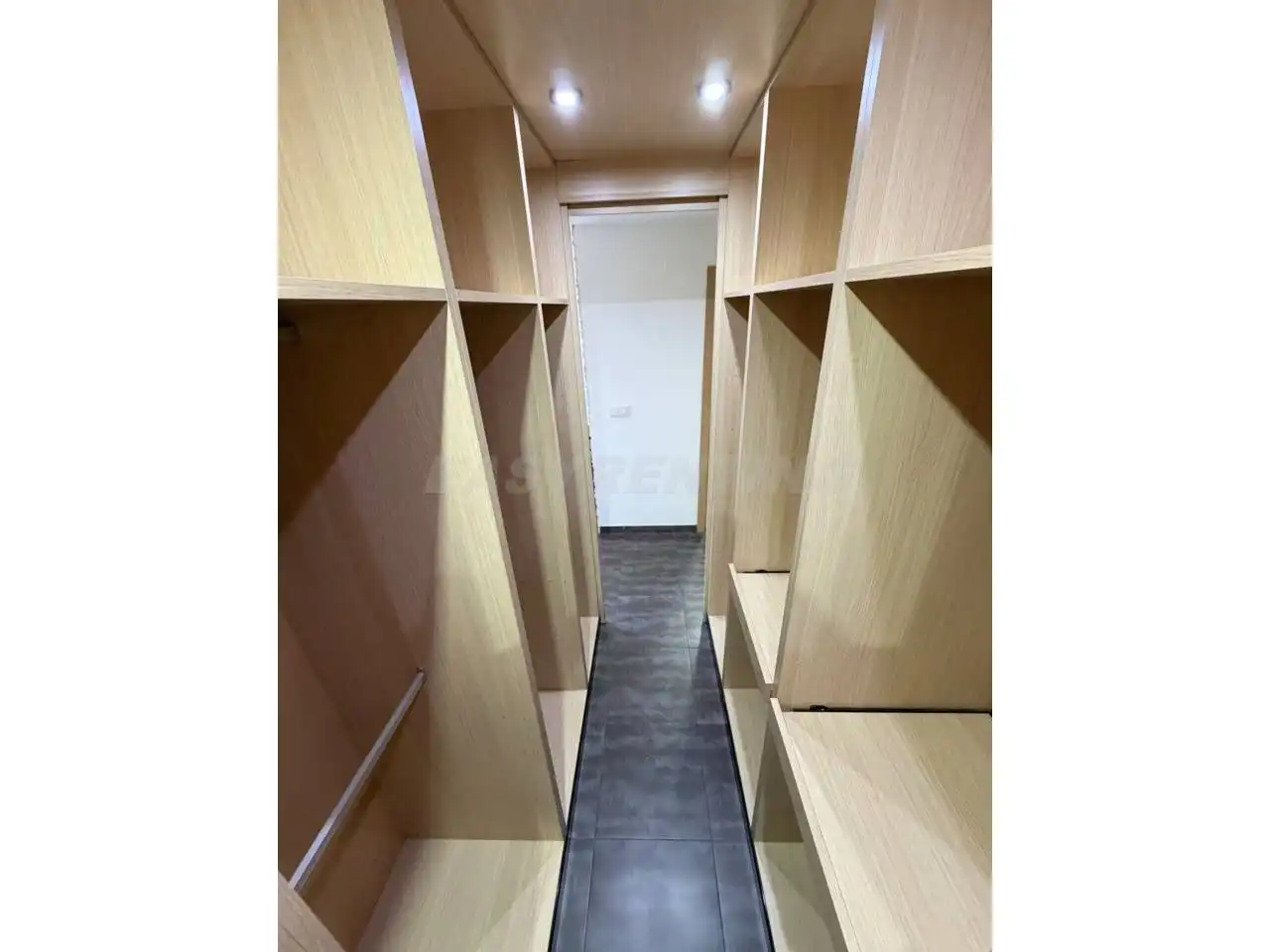 Piso en venta en La Línea de la Concepción con Terraza, Amueblado y Alarma
