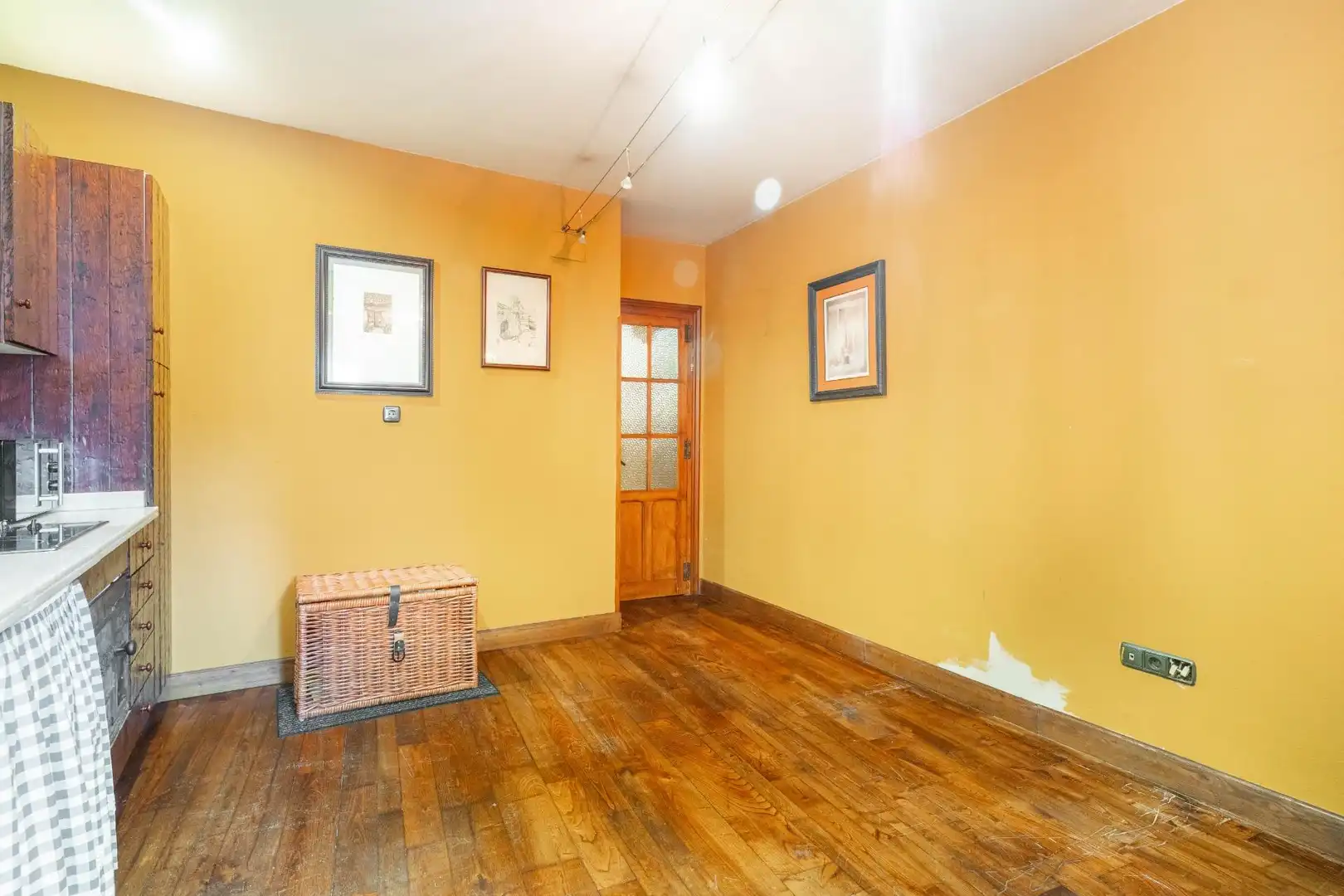 Wohnung zum Verkauf in Oviedo  mit Heizung, Möbliert und Balkon