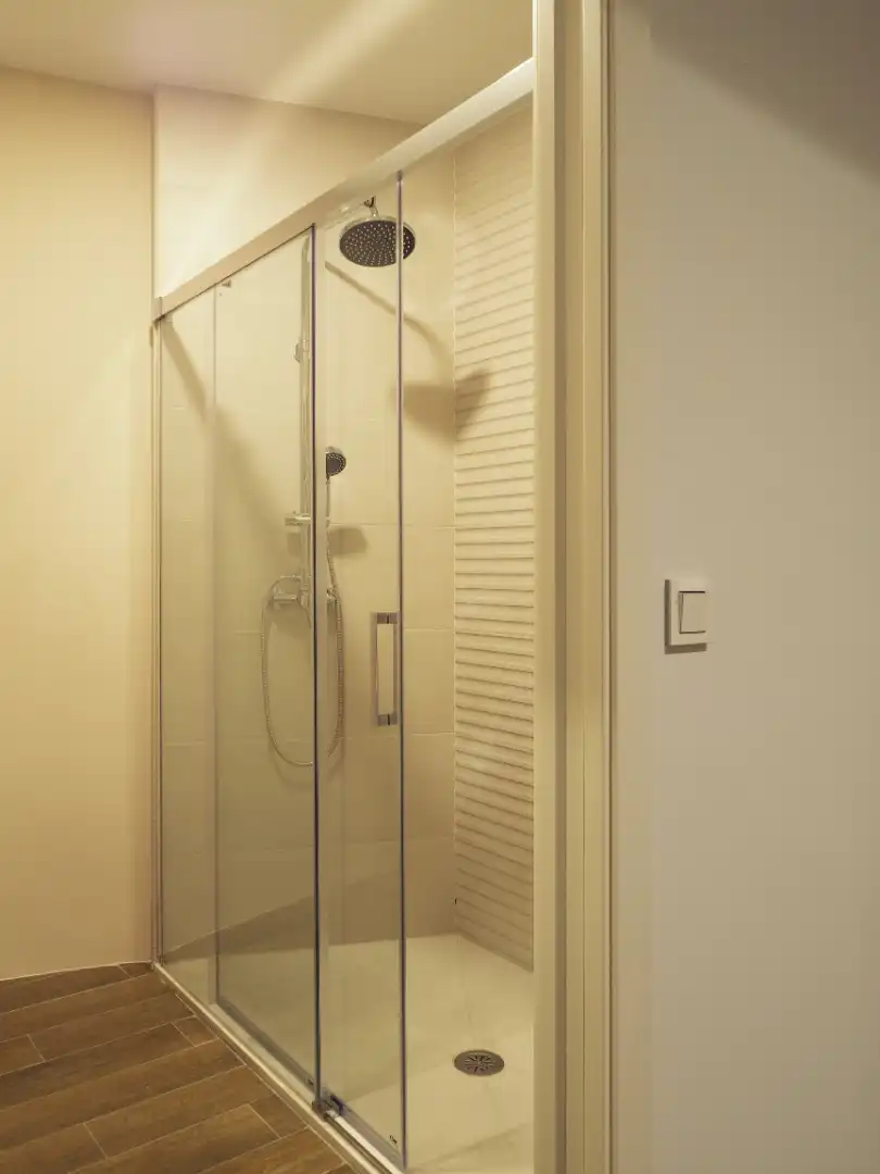 Bathroom of Flat for rent in Sevilla  with Air Conditioner, Furnished and Oven