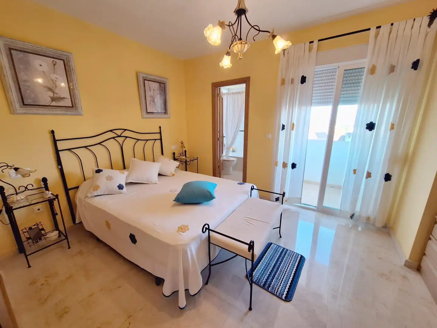 Bedroom of Houses for sale in La Nucia  with Air Conditioner, Heating and Private garden