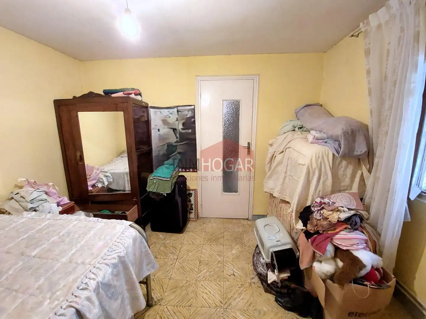Dormitori de Casa o xalet en venda en Madrigal de las Altas Torres