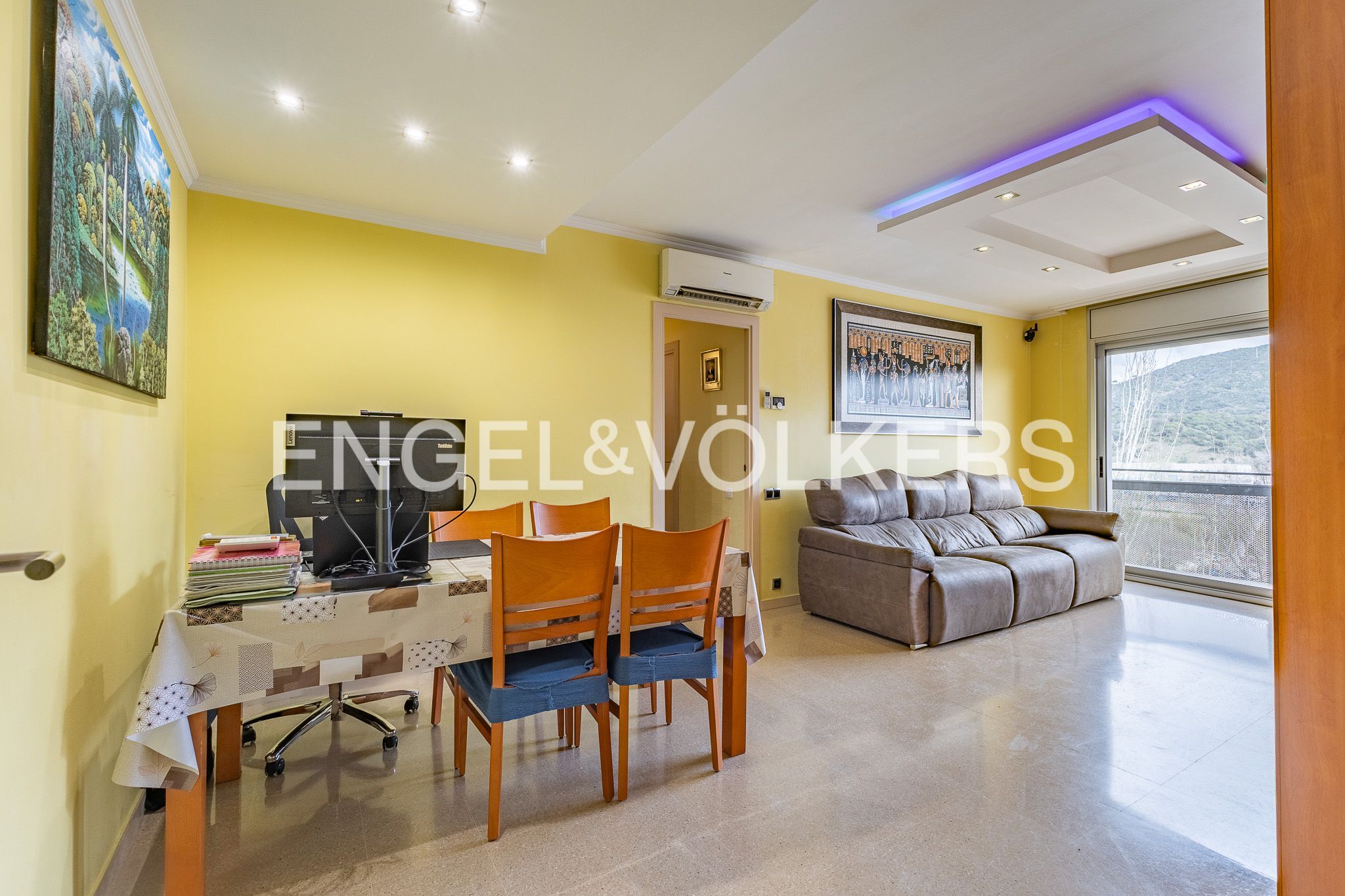 Comedor de Piso en venta en  Barcelona Capital con Aire acondicionado, Calefacción y Parquet