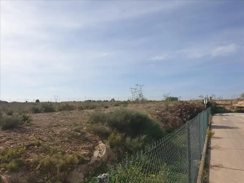 Land for sale in Los Montesinos