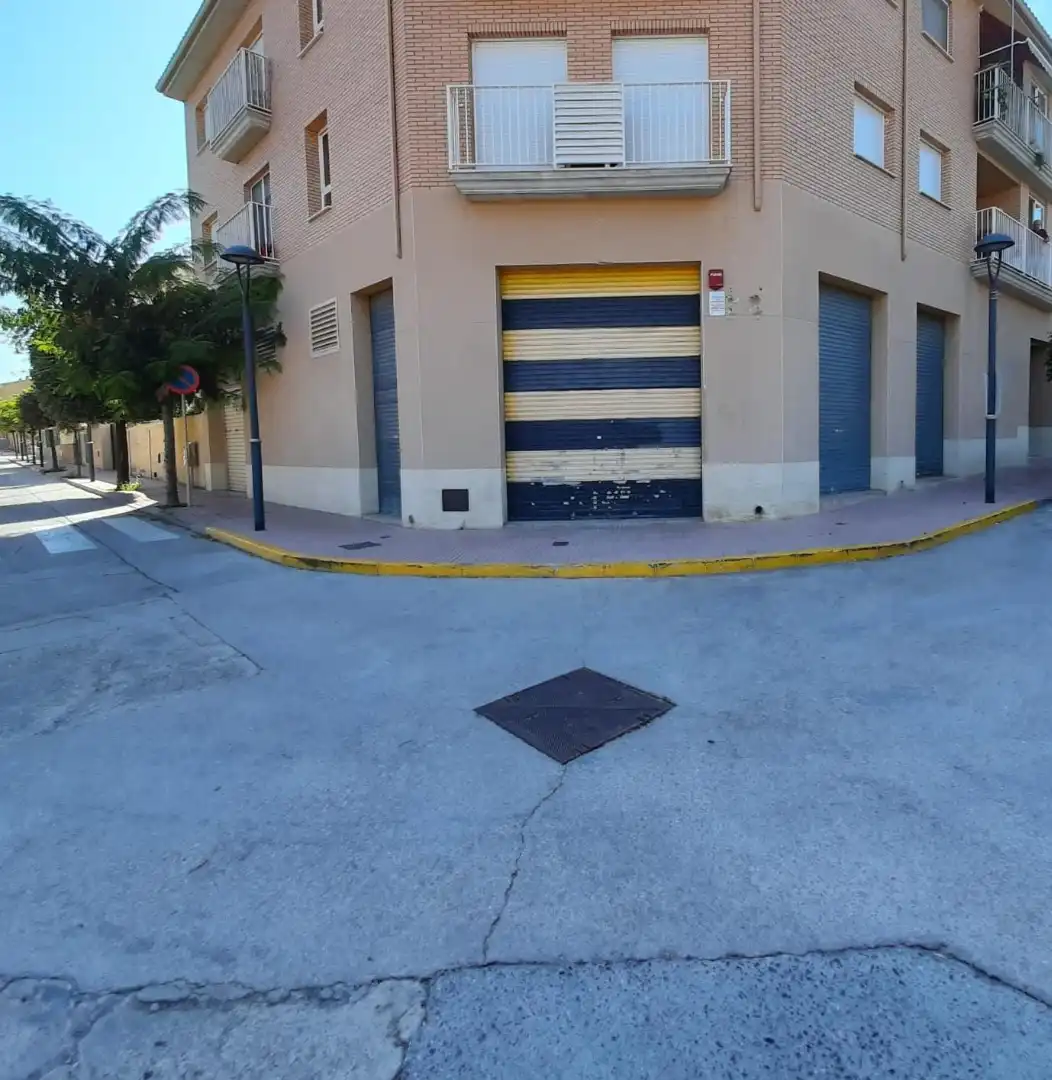 Business premises for sale in Carrer de les Franqueses