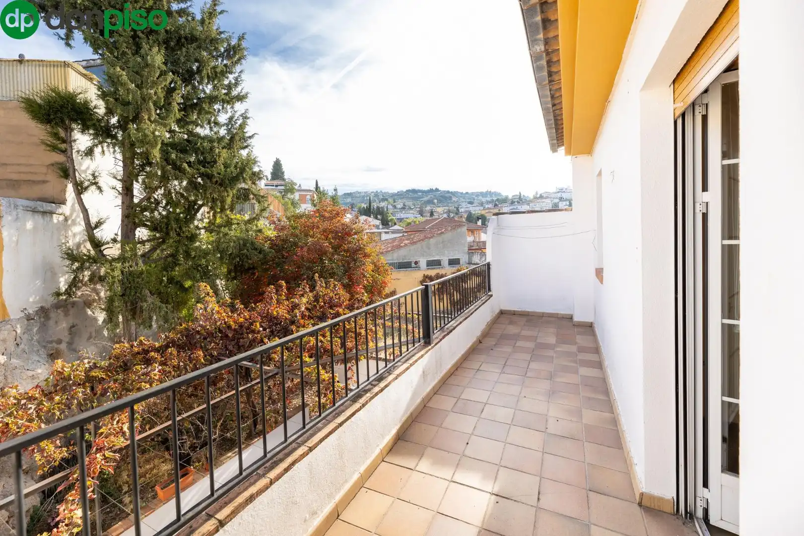Terrace of Detached homes for sale in Alfacar  with Terrace