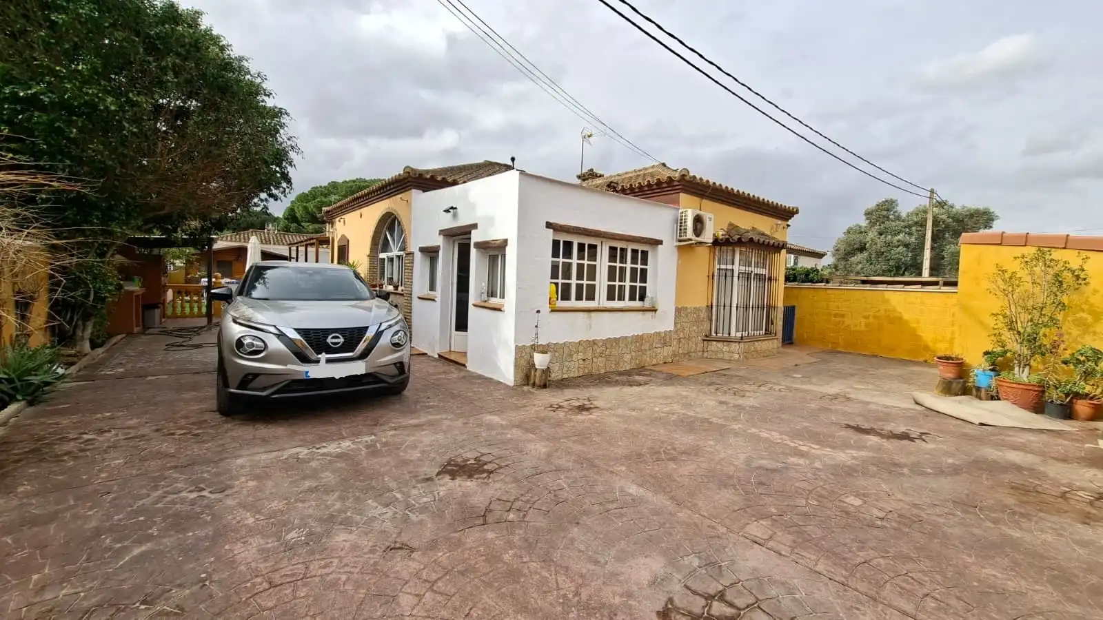 Exterior view of Houses for sale in Chiclana de la Frontera  with Private garden and Swimming Pool