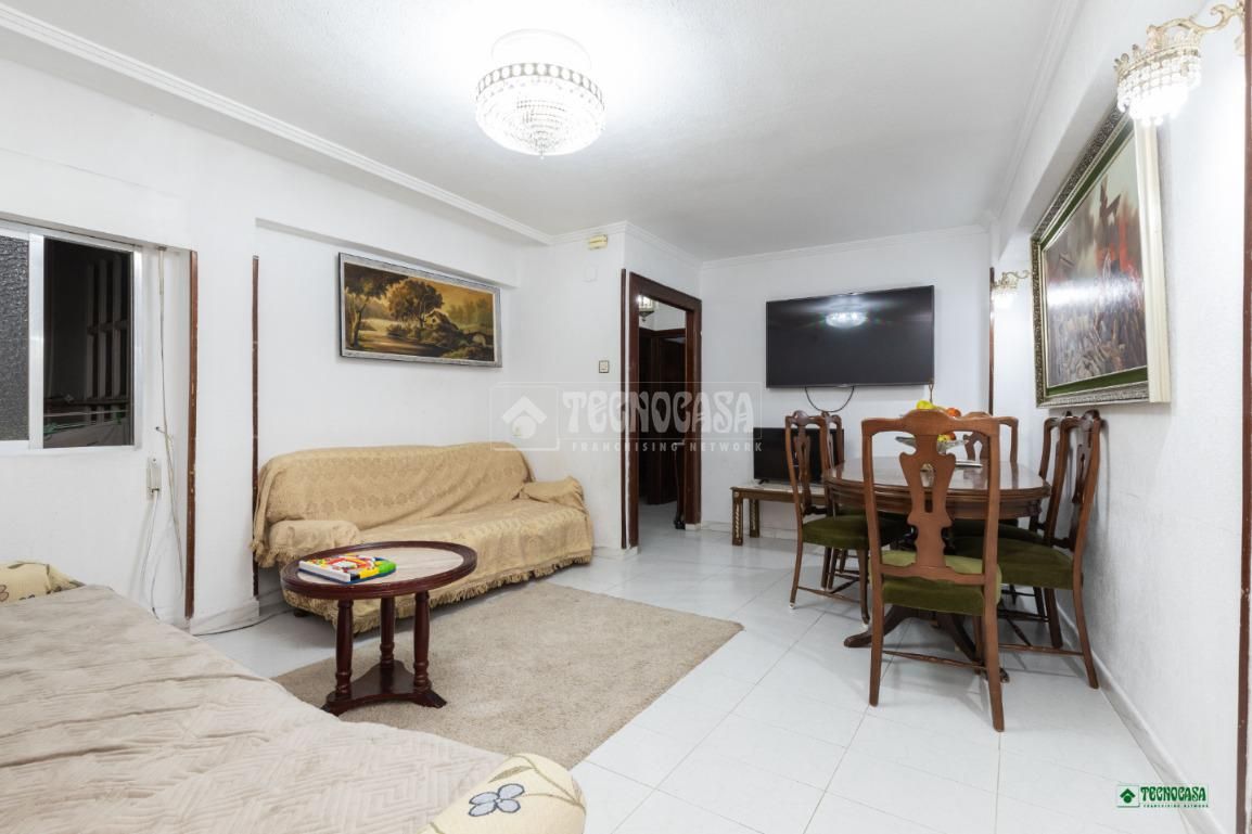 Sala d'estar de Pis en venda en  Almería Capital