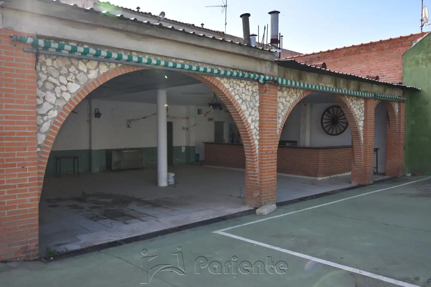 Parking de Local en venta en Matapozuelos