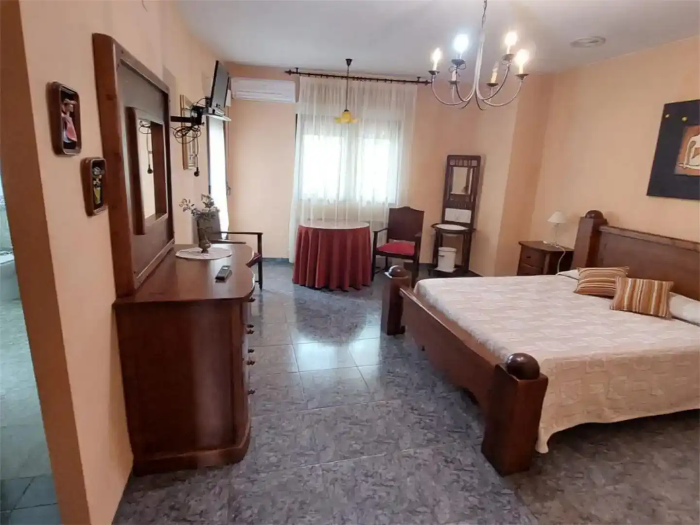Dormitori de Casa o xalet en venda en Zarza de Granadilla amb Aire condicionat, Piscina i Balcó