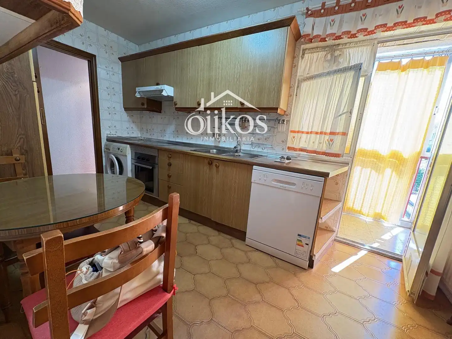 Küche von Wohnung zum Verkauf in Terradillos mit Heizung, Möbliert und Balkon