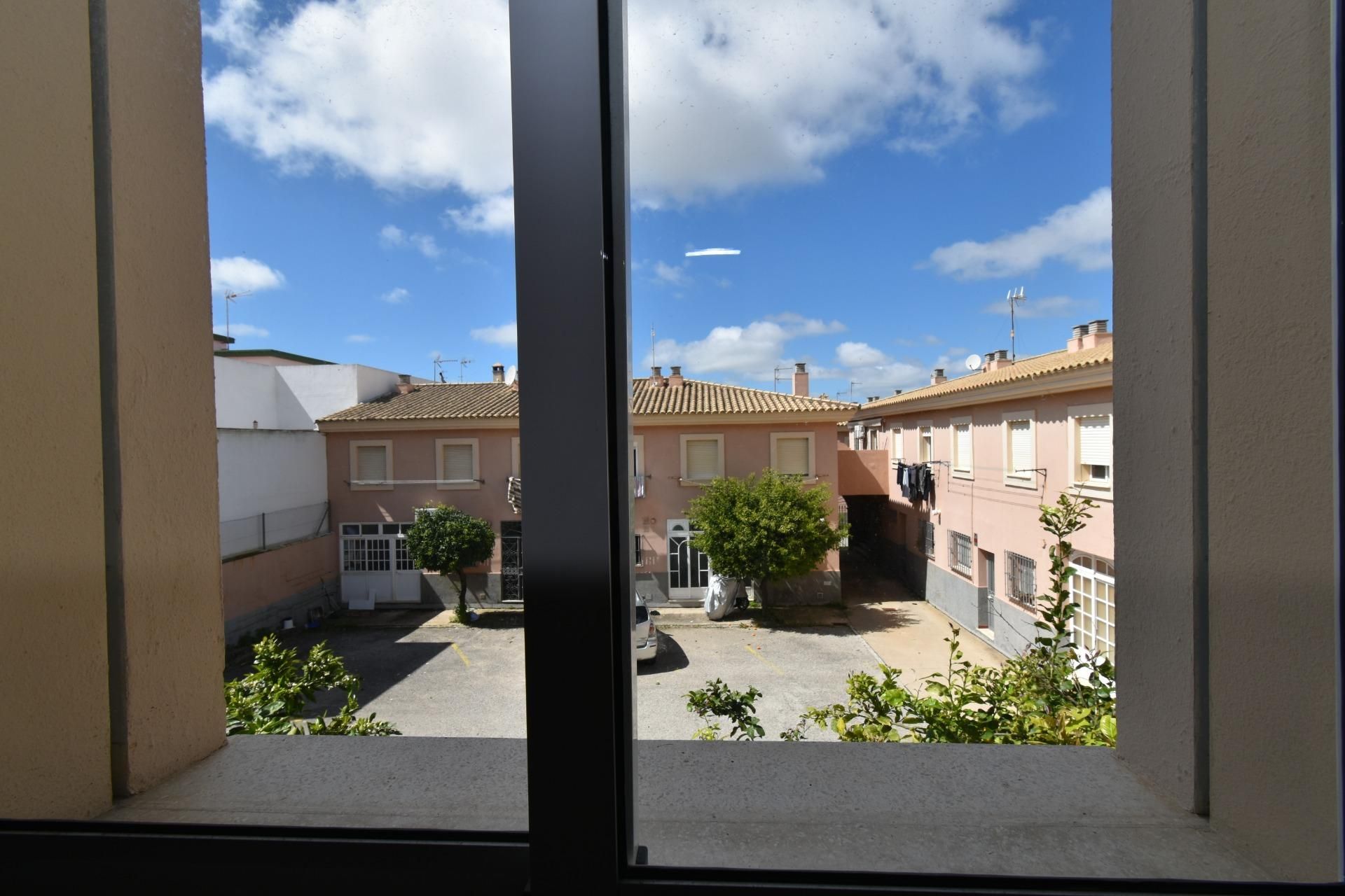 Exterior view of Single-family semi-detached for sale in Chiclana de la Frontera  with Heating and Balcony