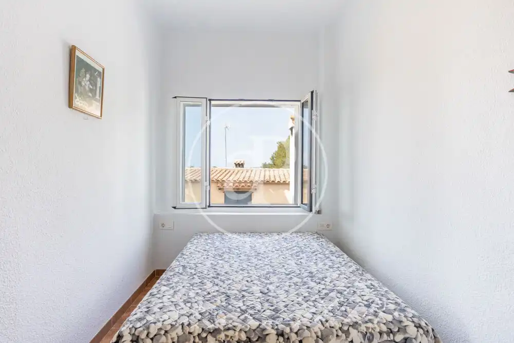 Dormitori de Casa adosada en venda en Alcalà de Xivert amb Calefacció, Jardí privat i Terrassa