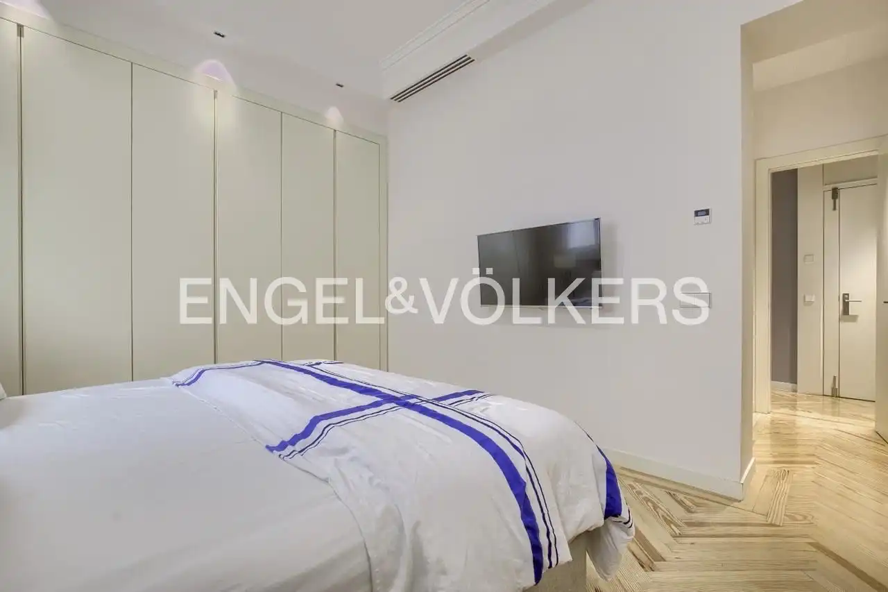 Habitación de Piso de alquiler en Madrid con Aire acondicionado, Calefacción y Jardín privado
