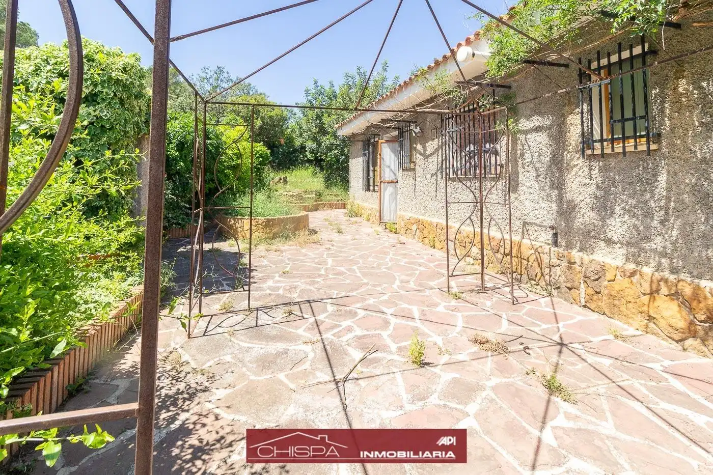 Vista exterior de Casa o chalet en venta en Serra con Aire acondicionado, Terraza y Trastero